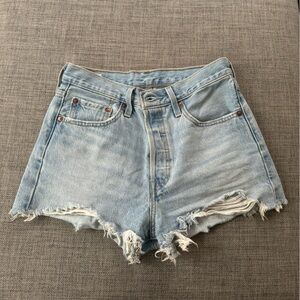 Levi’s 501 high waisted denim shorts